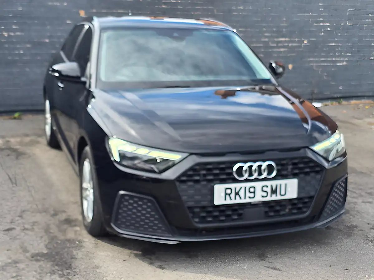 Used 2019 Audi A1 Se Sportback Black - Interior and Exterior details 3