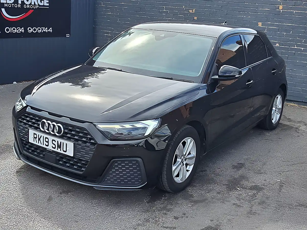 Used 2019 Audi A1 Se Sportback Black - Interior and Exterior details 5