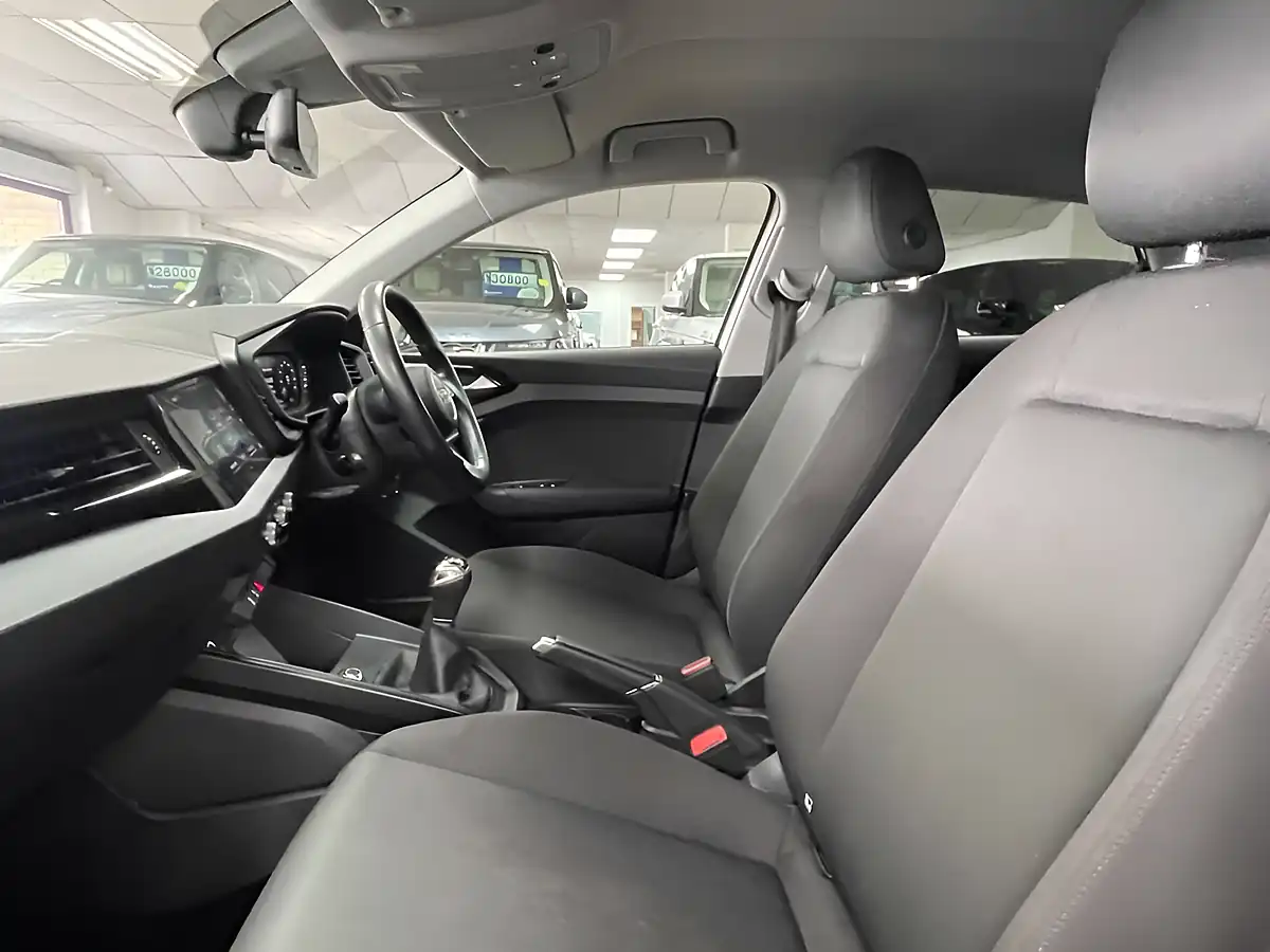 Used 2019 Audi A1 Se White - Interior and Exterior details 16
