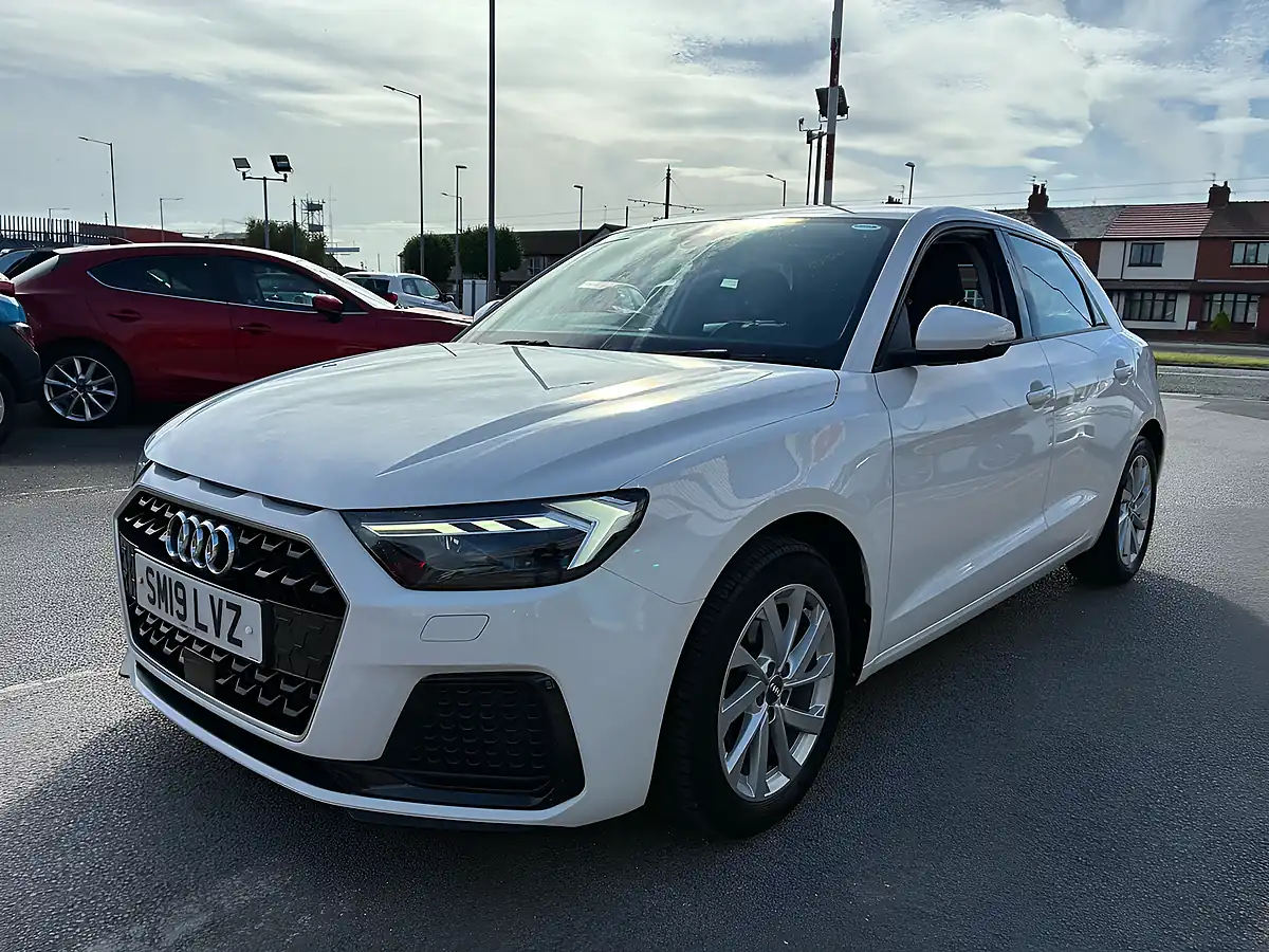Used 2019 Audi A1 Sport White - Interior and Exterior details 3
