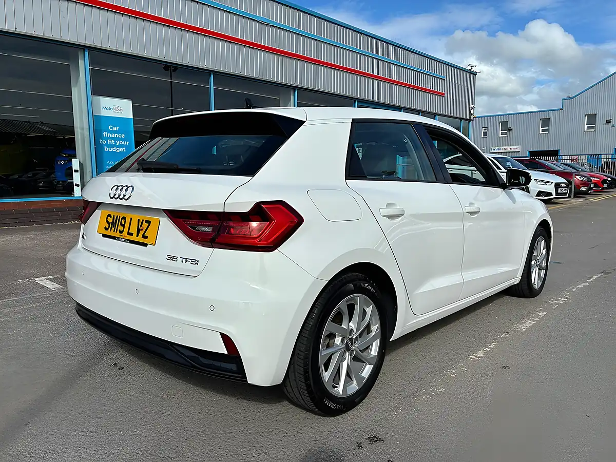 Used 2019 Audi A1 Sport White - Interior and Exterior details 5