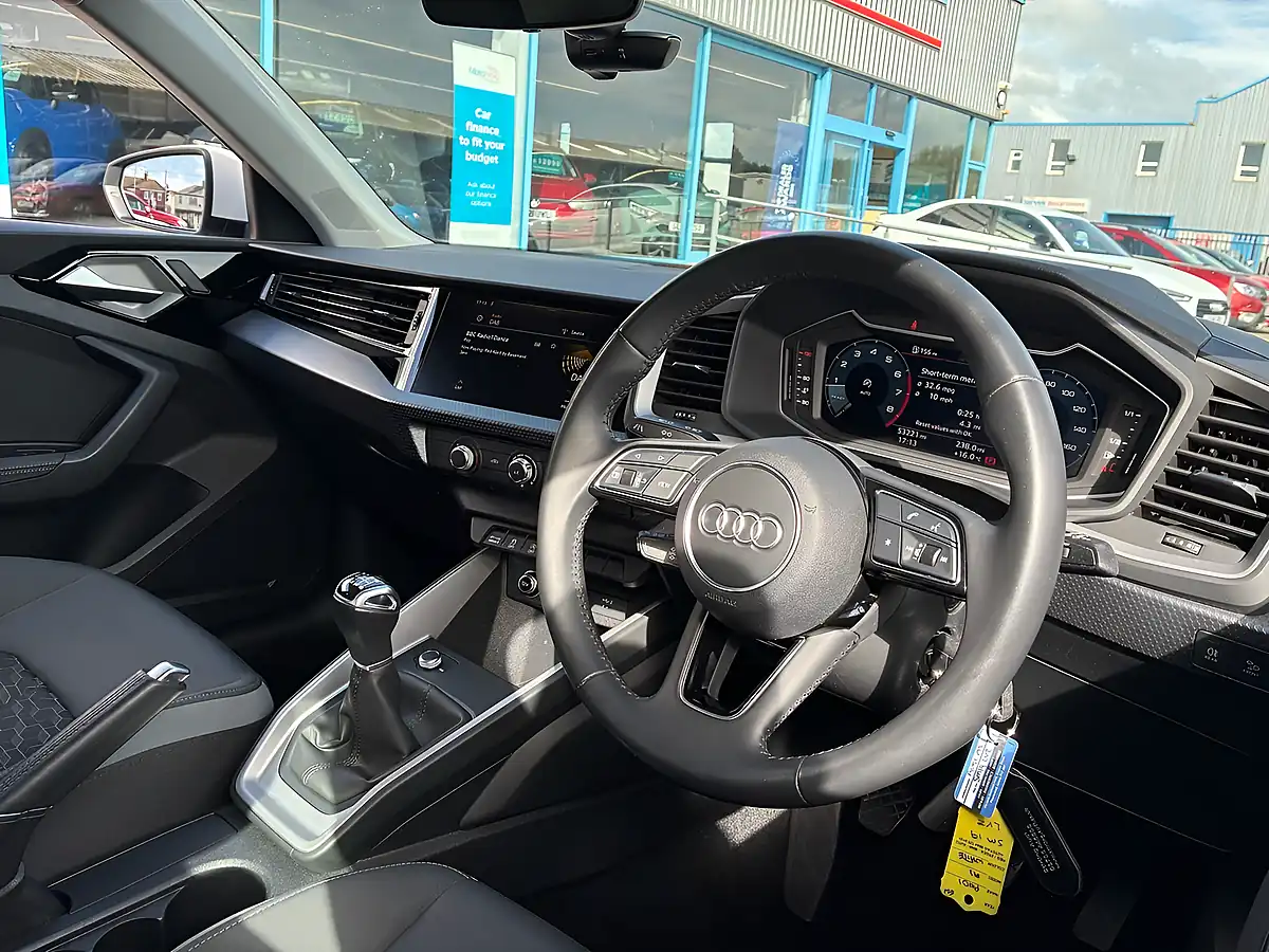 Used 2019 Audi A1 Sport White - Interior and Exterior details 6
