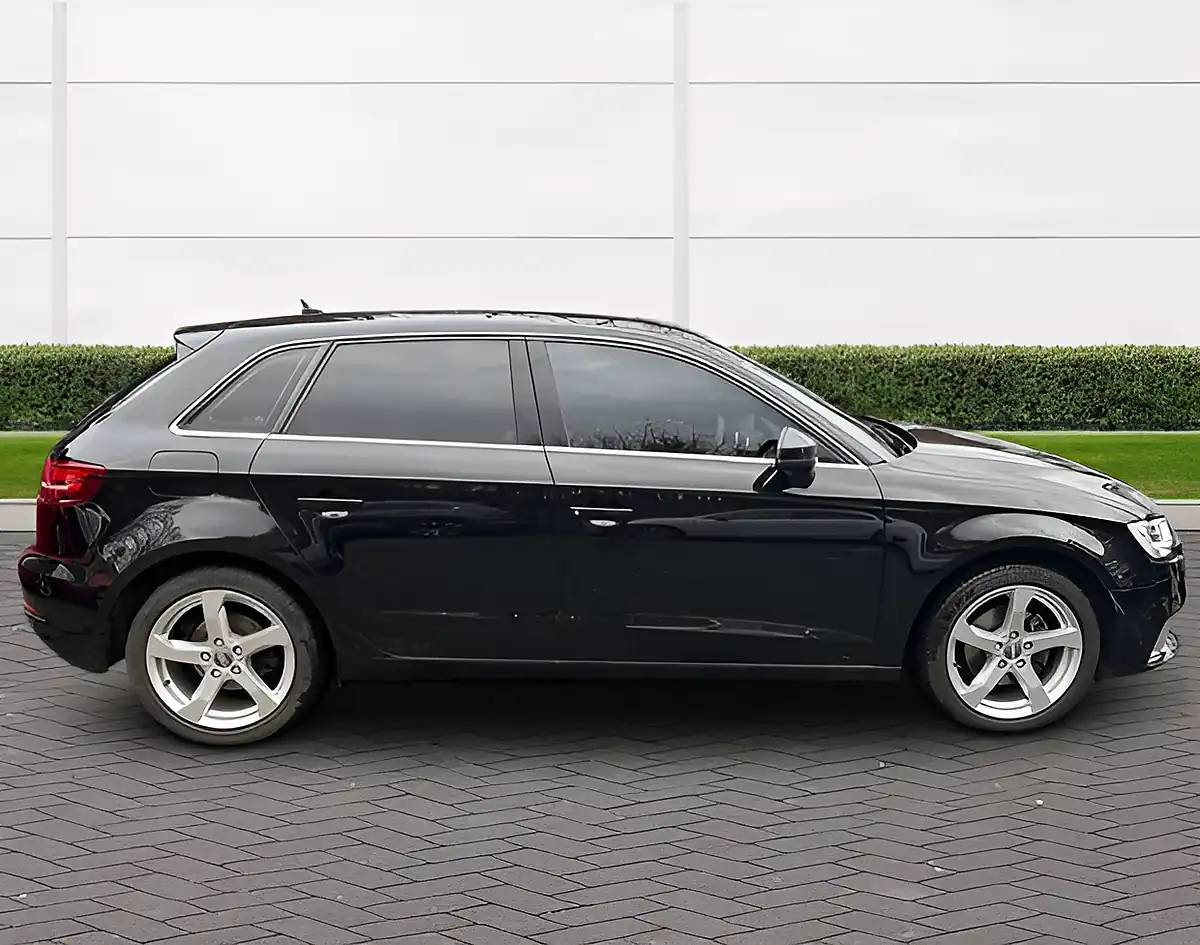 Used 2019 Audi A3 Sport Black - Interior and Exterior details 3