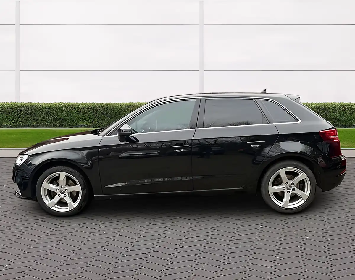 Used 2019 Audi A3 Sport Black - Interior and Exterior details 6