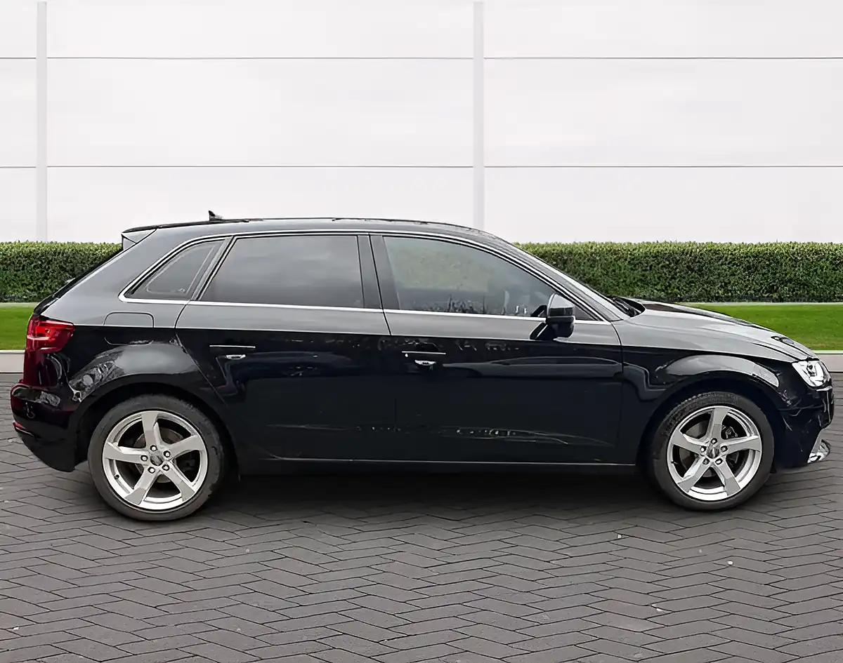 Used 2019 Audi A3 Sport Black - Interior and Exterior details 7