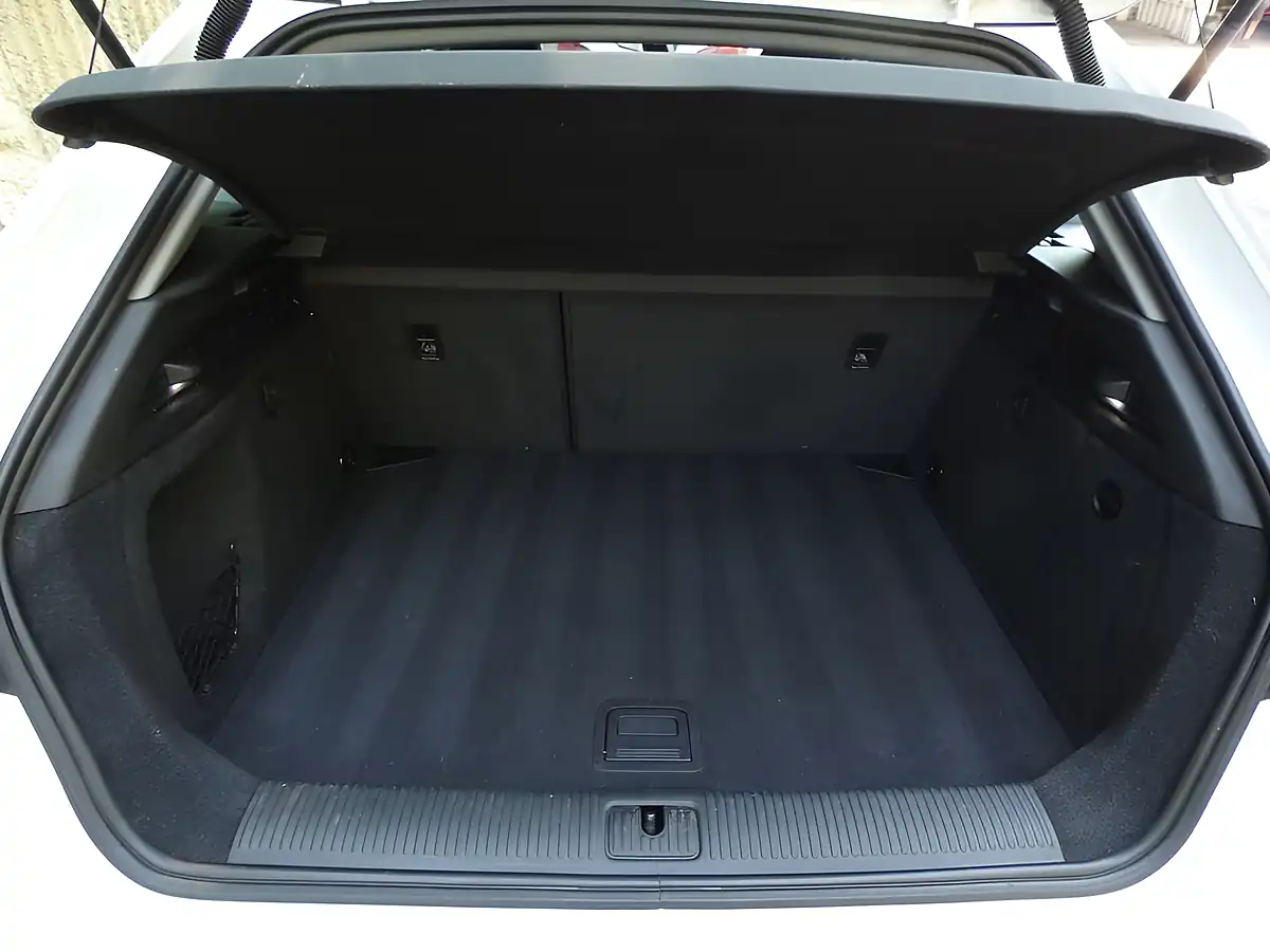 Used 2019 Audi A3 Sport Ibis White - Interior and Exterior details 19