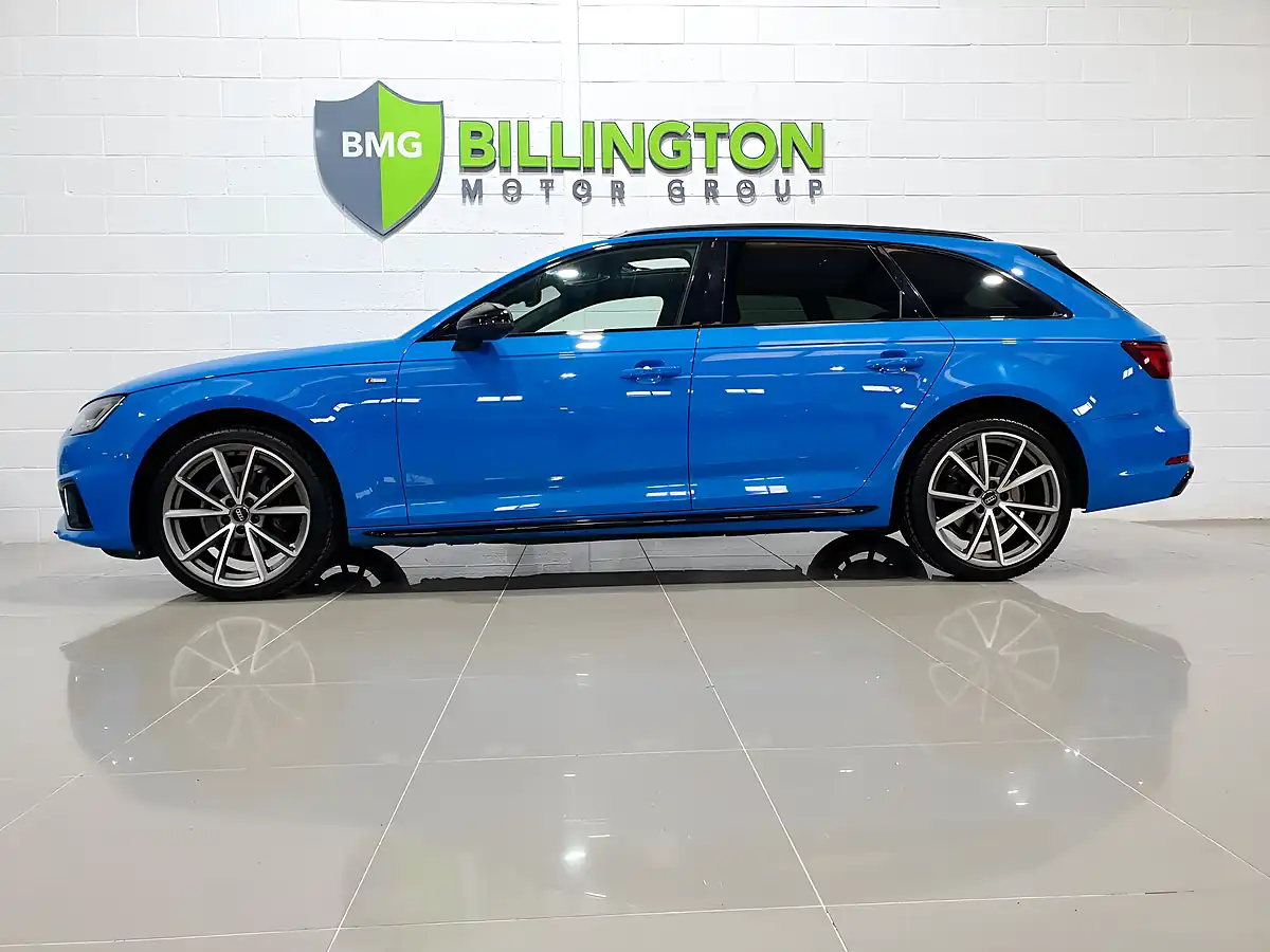 Used 2019 Audi A4 Avant Black Edition Turbo Blue - Interior and Exterior details 4