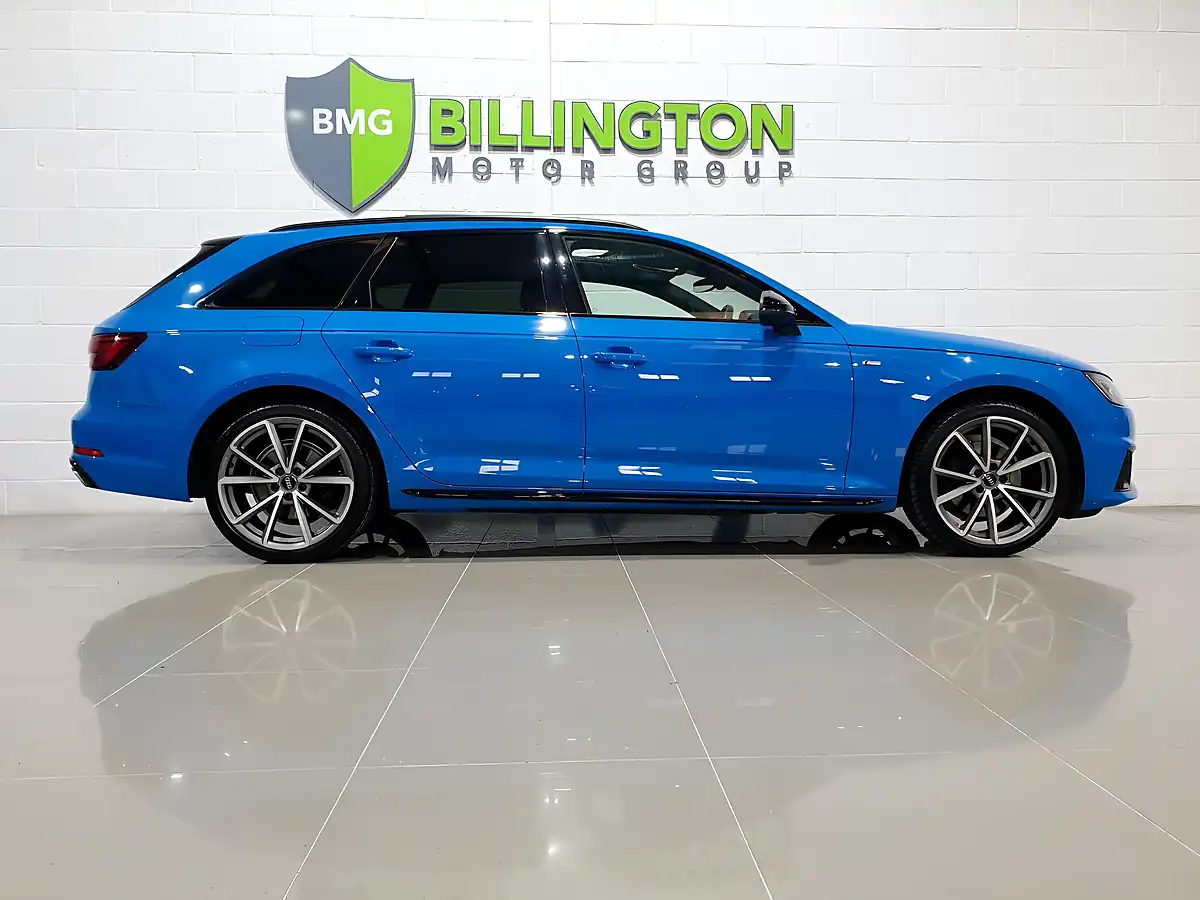 Used 2019 Audi A4 Avant Black Edition Turbo Blue - Interior and Exterior details 8