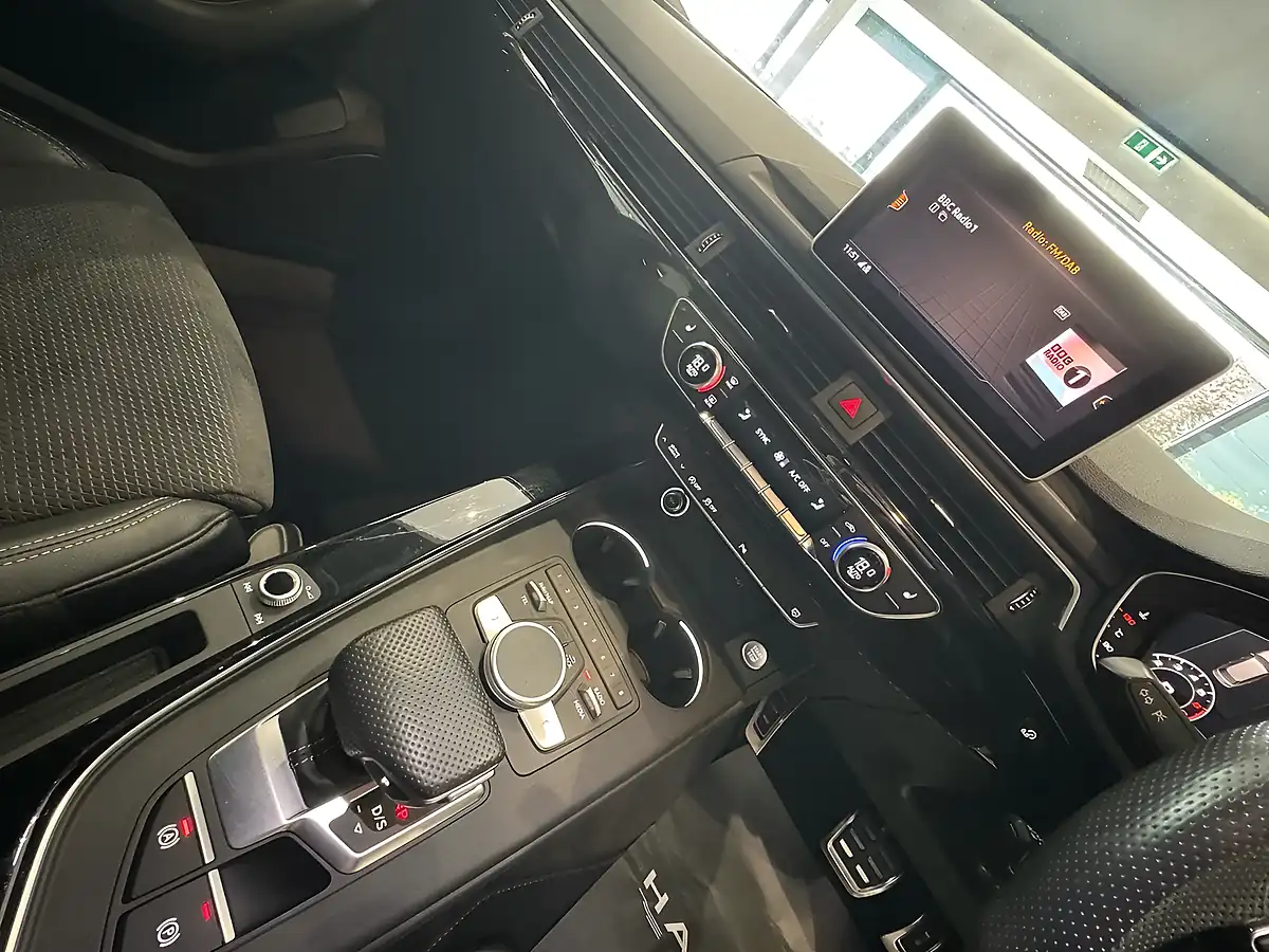 Used 2019 Audi A4 Avant Black Edition White - Interior and Exterior details 11