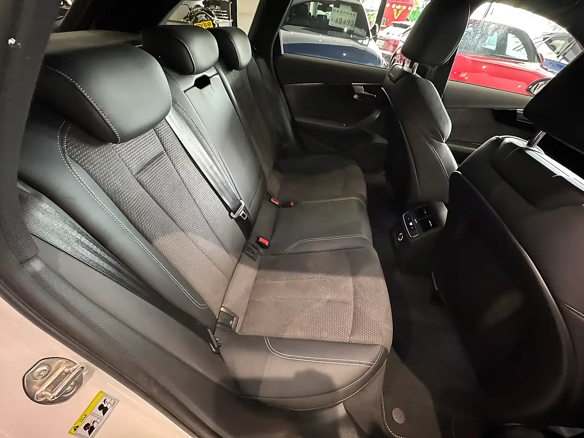 Used 2019 Audi A4 Avant Black Edition White - Interior and Exterior details 7
