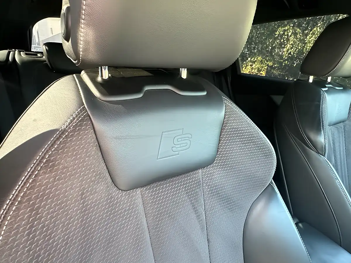 Used 2019 Audi A4 Avant S Line Blue - Interior and Exterior details 12