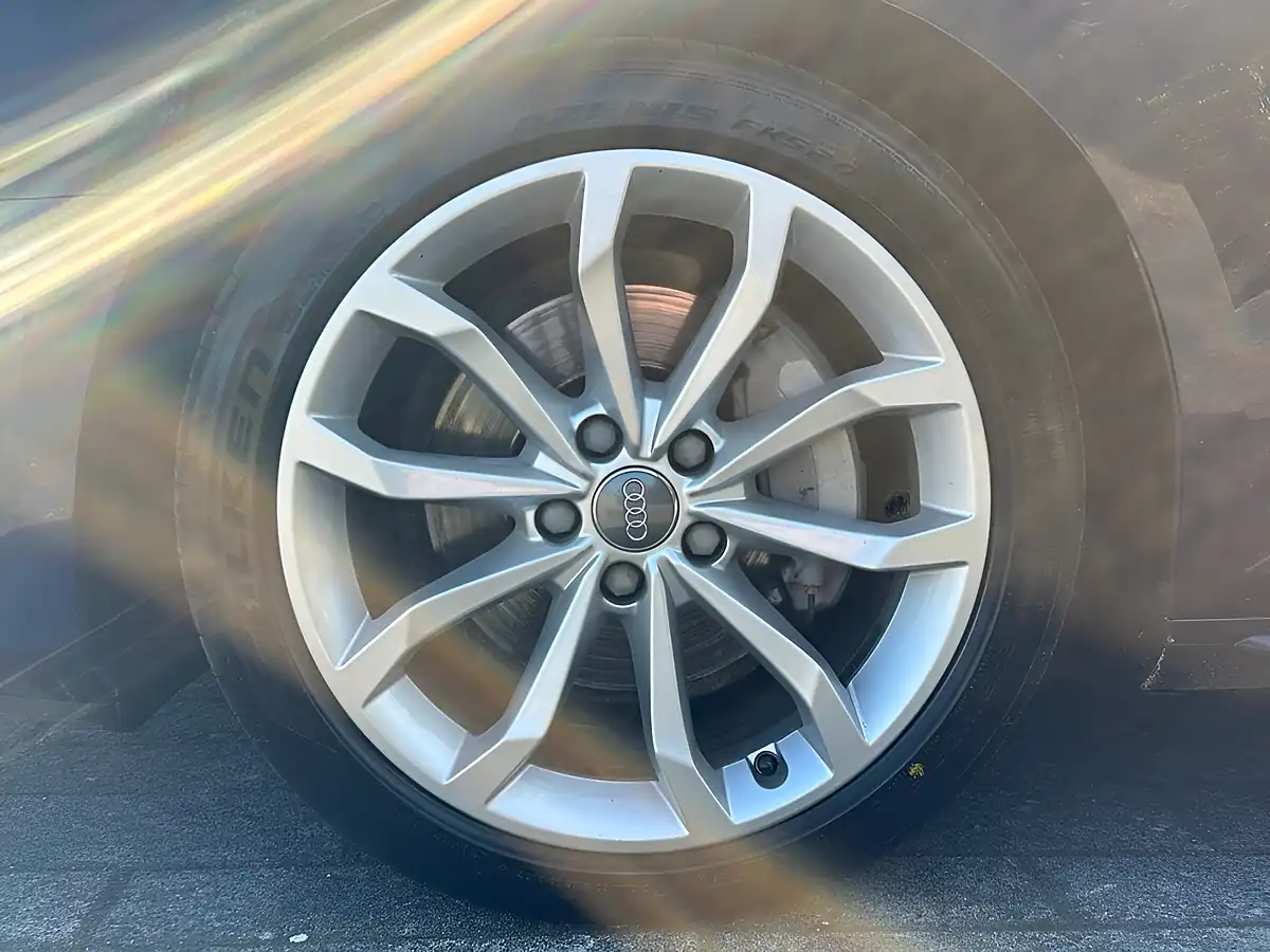 Used 2019 Audi A4 Avant S Line Blue - Interior and Exterior details 18