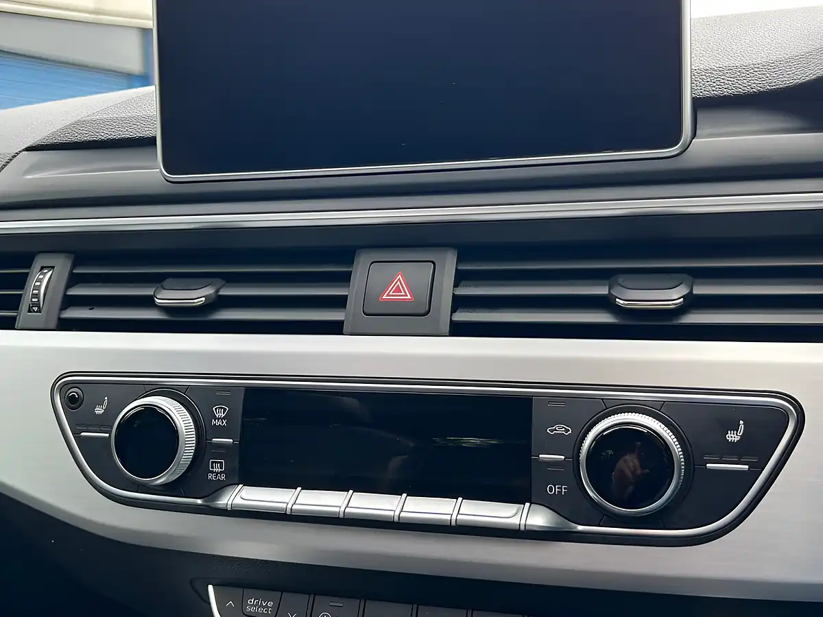 Used 2019 Audi A4 Avant S Line Grey - Interior and Exterior details 17