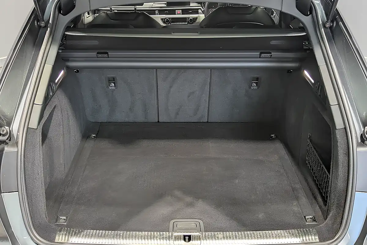 Used 2019 Audi A4 Avant S Line Grey - Interior and Exterior details 17