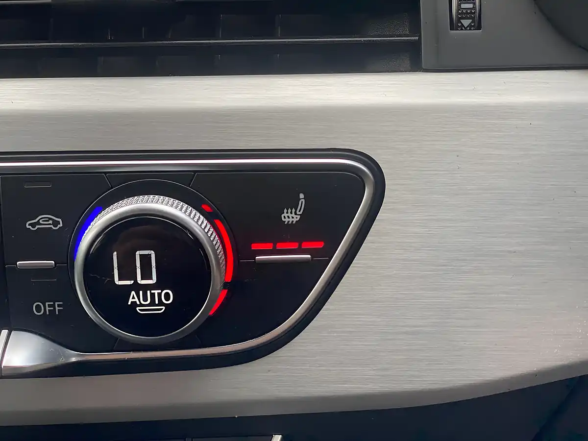 Used 2019 Audi A4 Avant S Line Silver - Interior and Exterior details 15