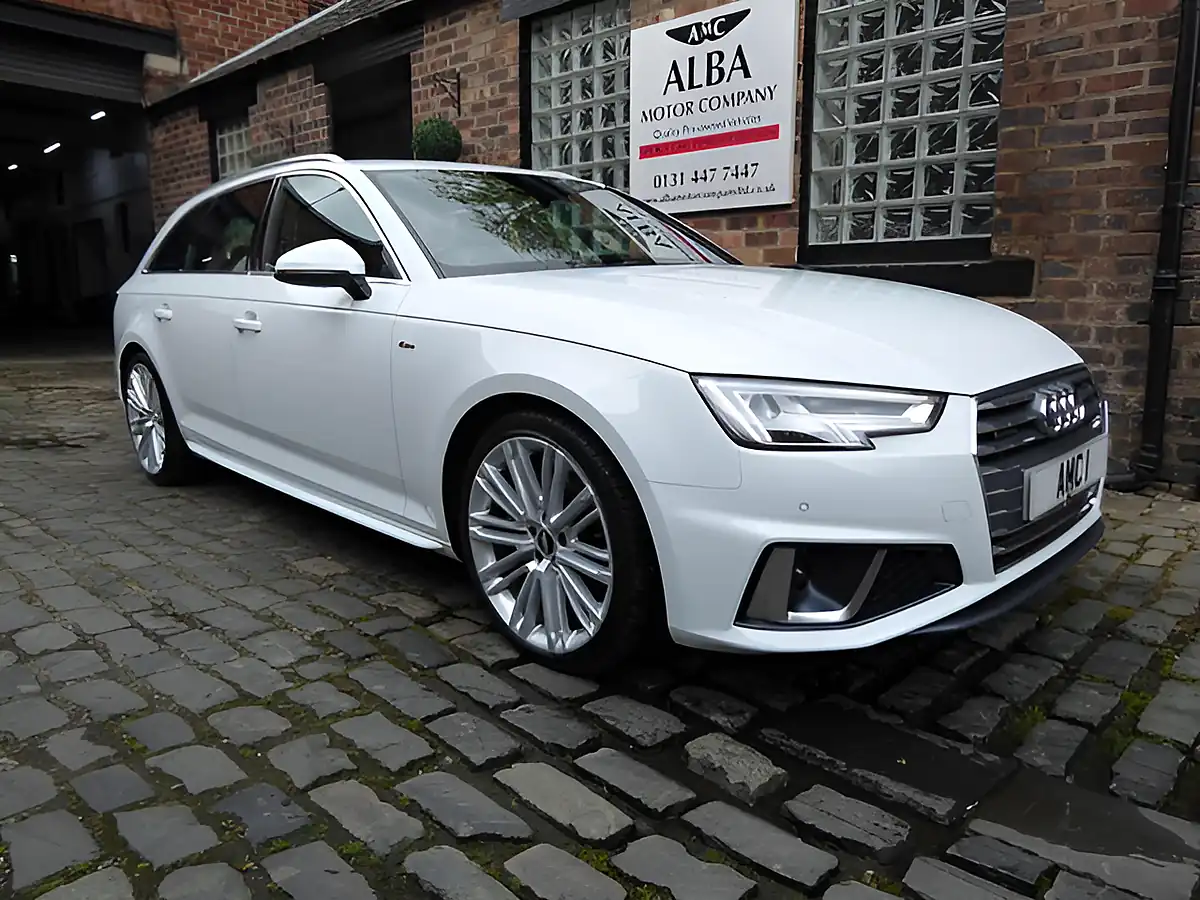 Used 2019 Audi A4 Avant S Line White - Front View