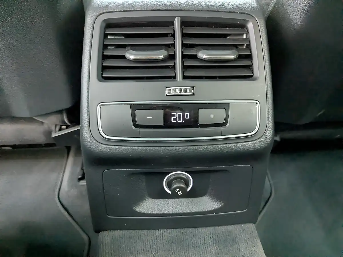Used 2019 Audi A4 Avant Technik White - Interior and Exterior details 17