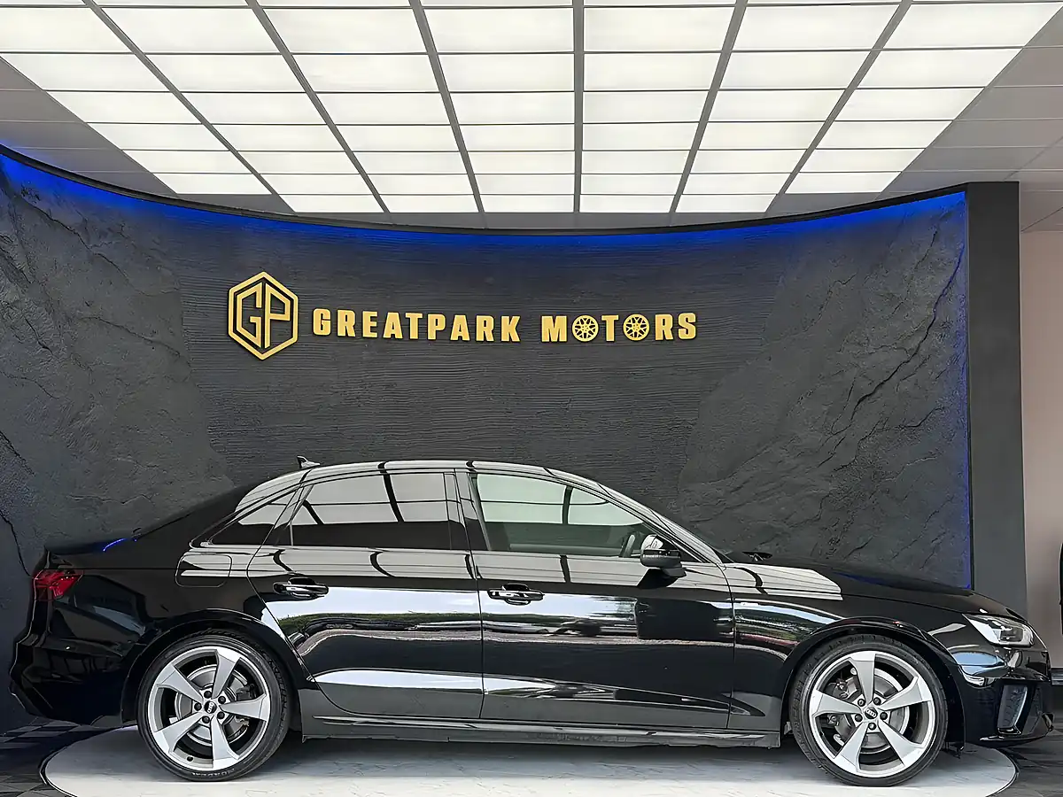 Used 2019 Audi A4 Black Edition Black - Interior and Exterior details 4