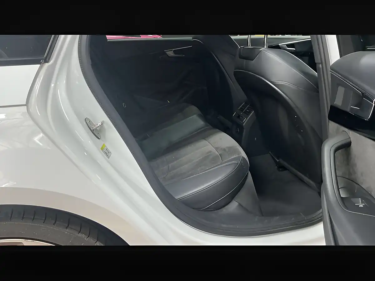 Used 2019 Audi A4 Black Edition Glacier White - Interior and Exterior details 10