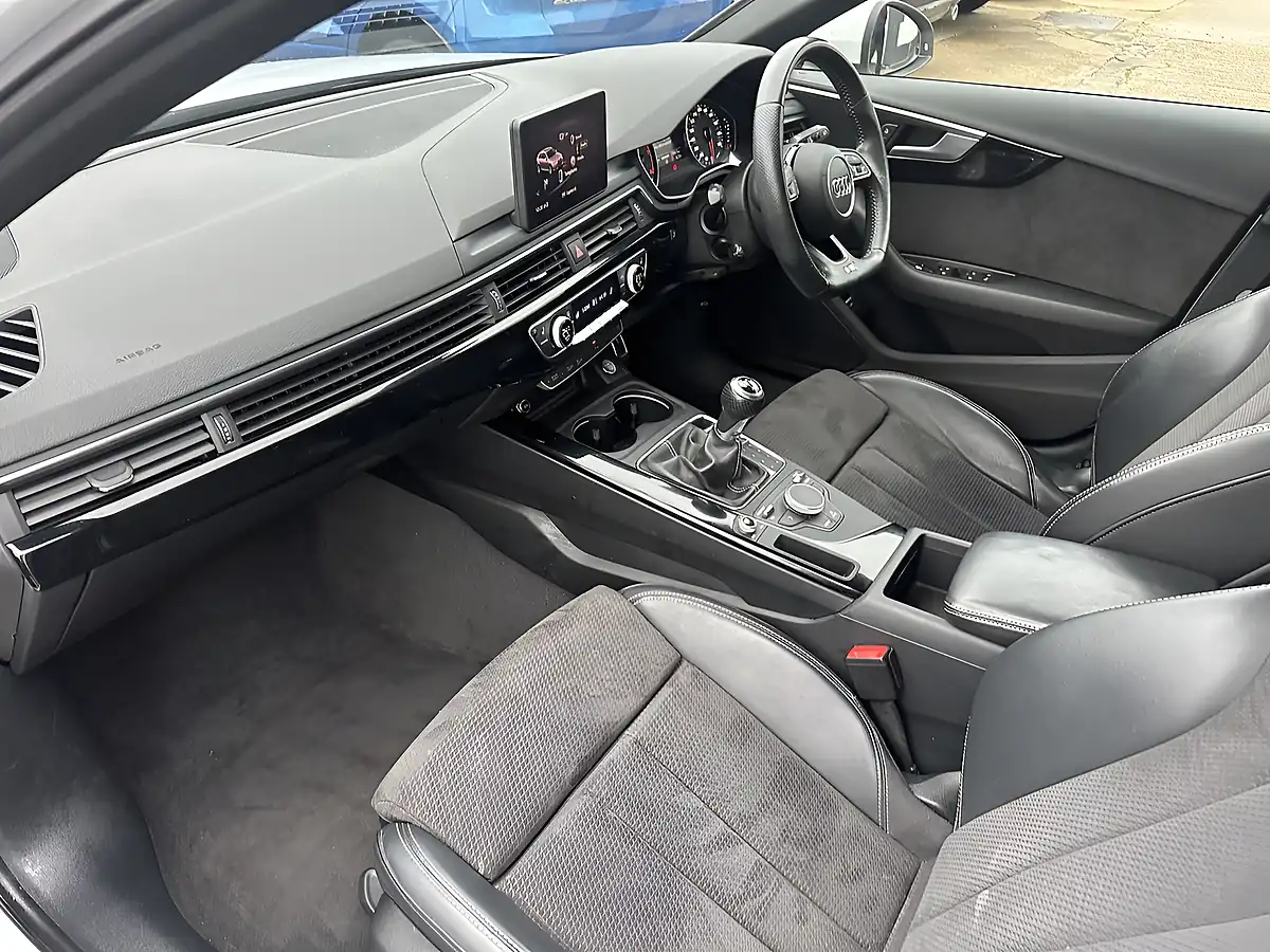Used 2019 Audi A4 Black Edition White - Interior and Exterior details 19