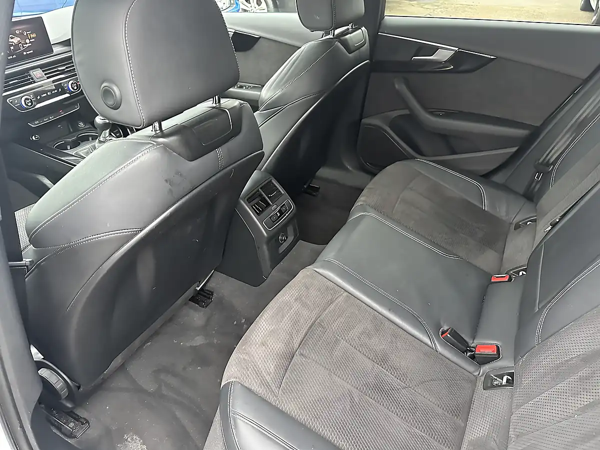 Used 2019 Audi A4 Black Edition White - Interior and Exterior details 20
