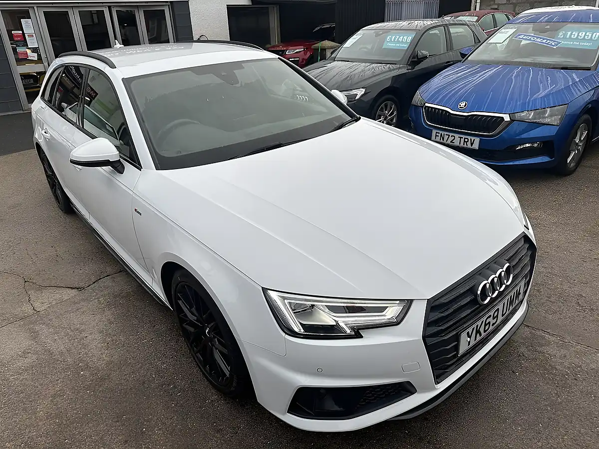 Used 2019 Audi A4 Black Edition White - Interior and Exterior details 4