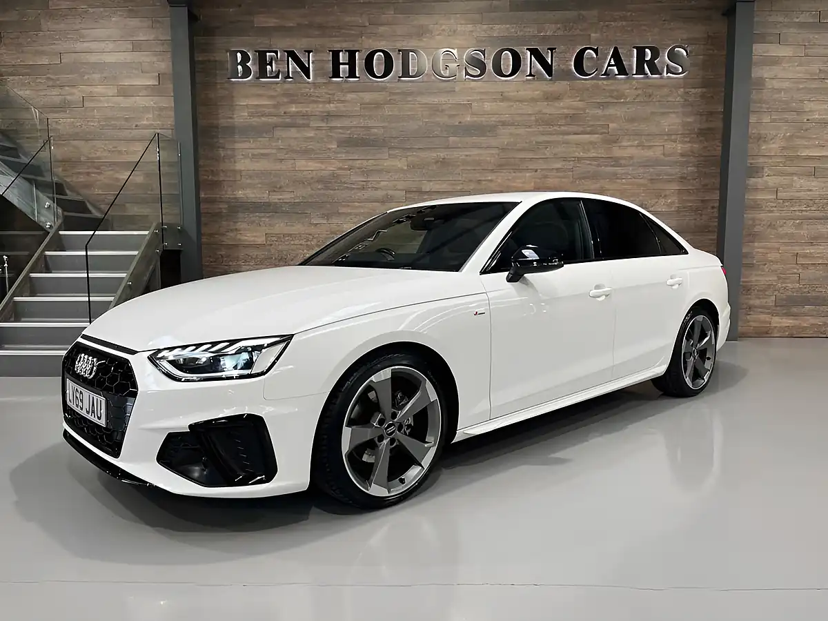 Used 2019 Audi A4 Black Edition White - Front View