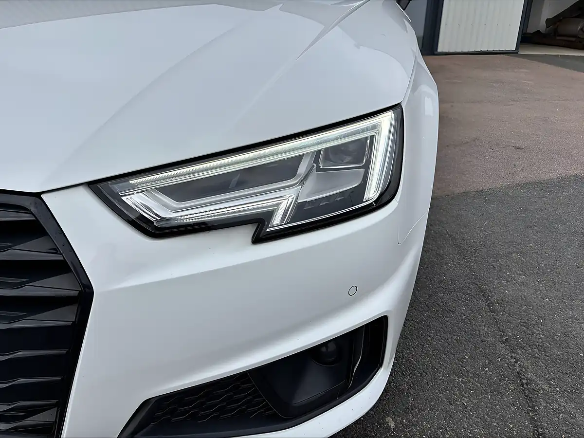 Used 2019 Audi A4 Black Edition White - Interior and Exterior details 10