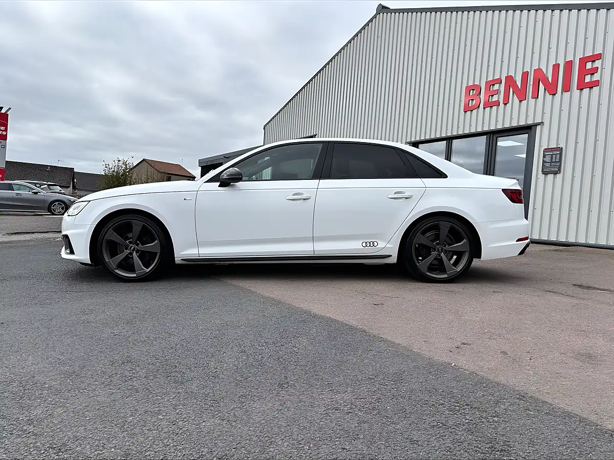 Used 2019 Audi A4 Black Edition White - Interior and Exterior details 9
