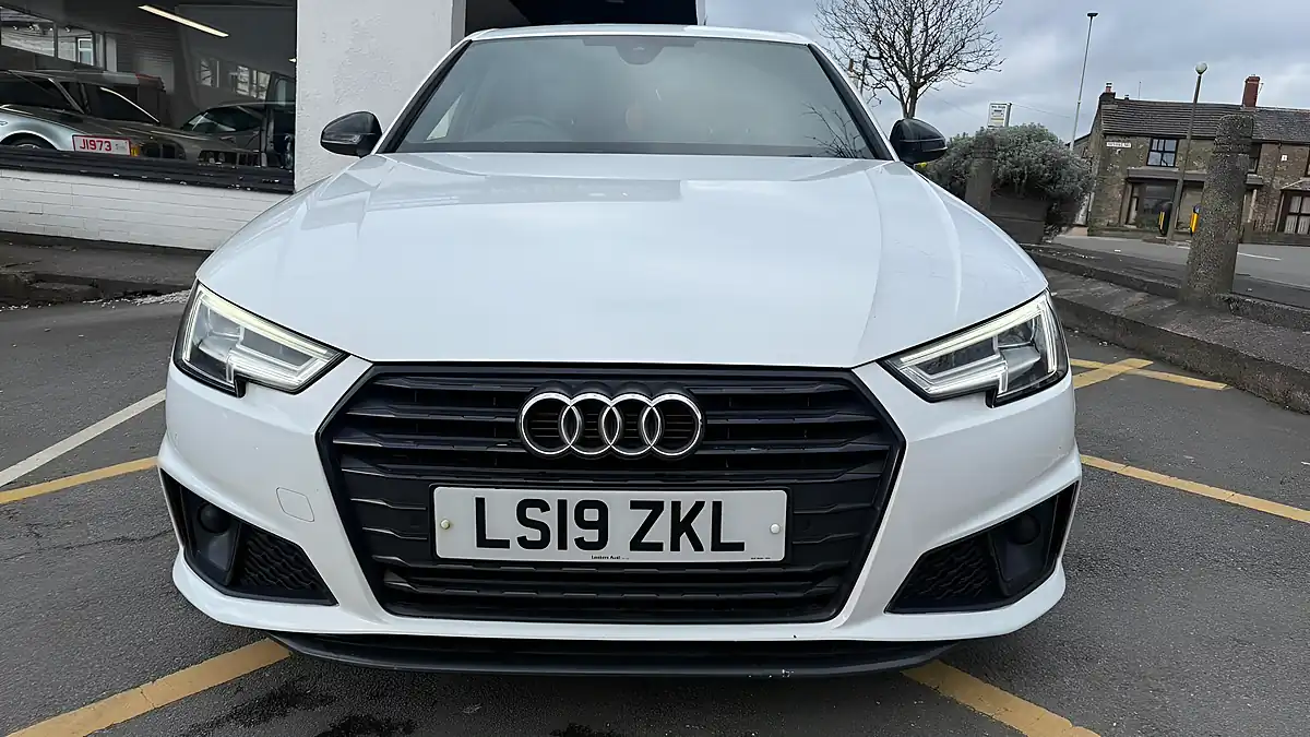 Used 2019 Audi A4 Black Edition White - Interior and Exterior details 2