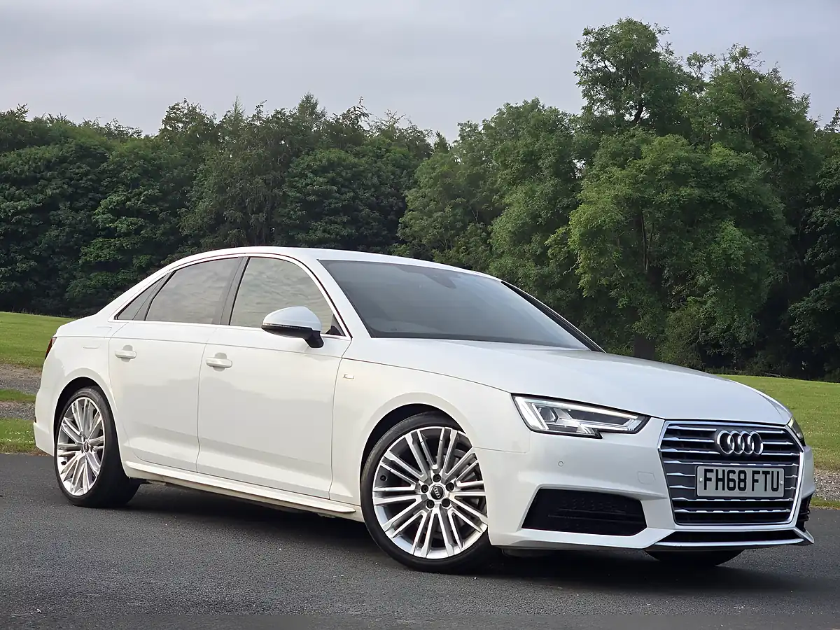 Used 2019 Audi A4 S Line White - Front View