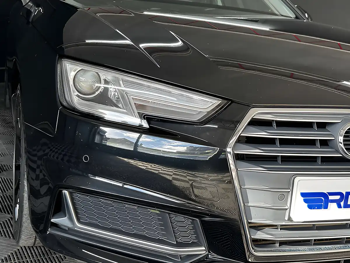 Used 2019 Audi A4 Sport Brilliant Black - Interior and Exterior details 9