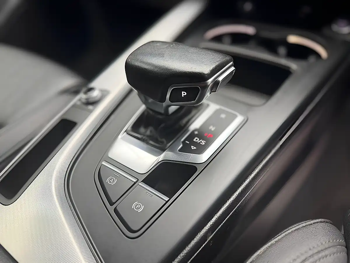 Used 2019 Audi A4 Sport Grey - Interior and Exterior details 18
