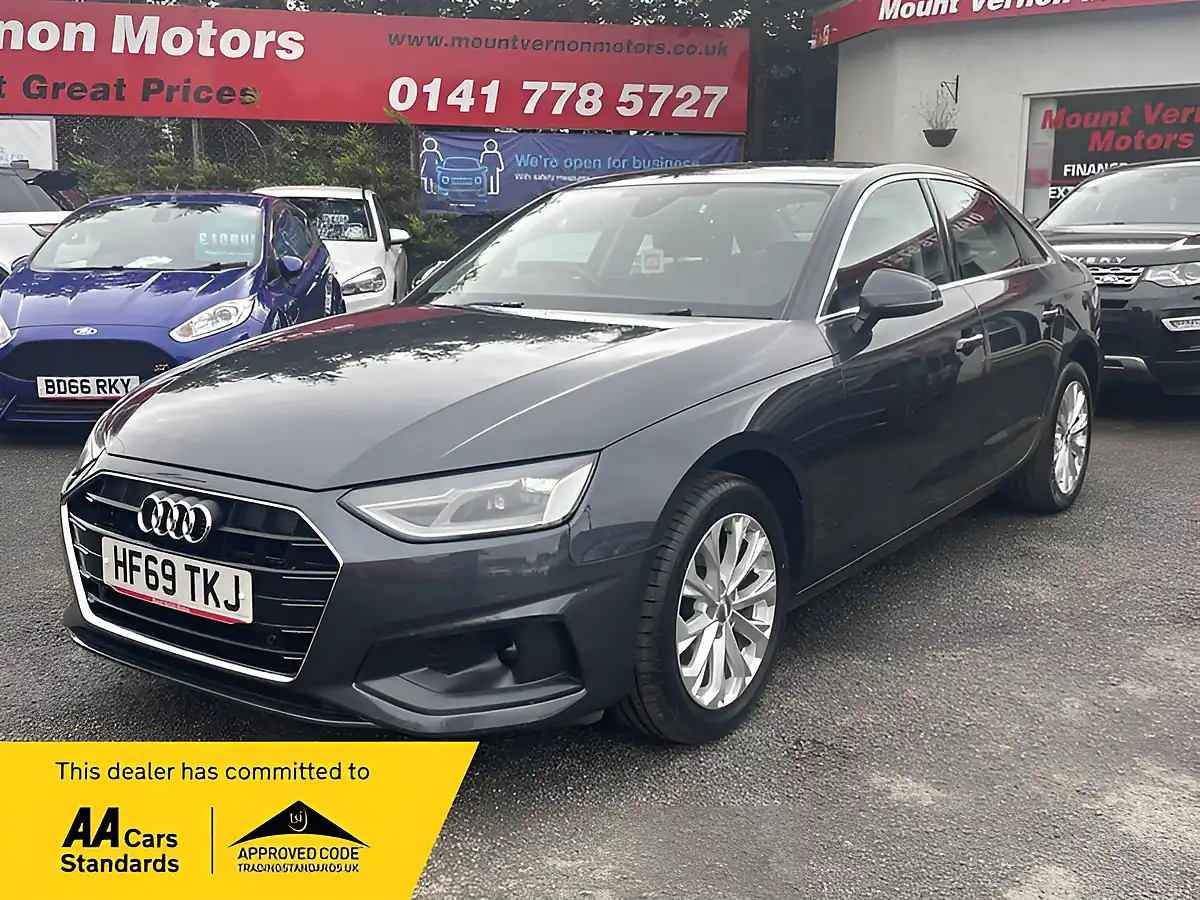 Used 2019 Audi A4 Technik Grey - Front View