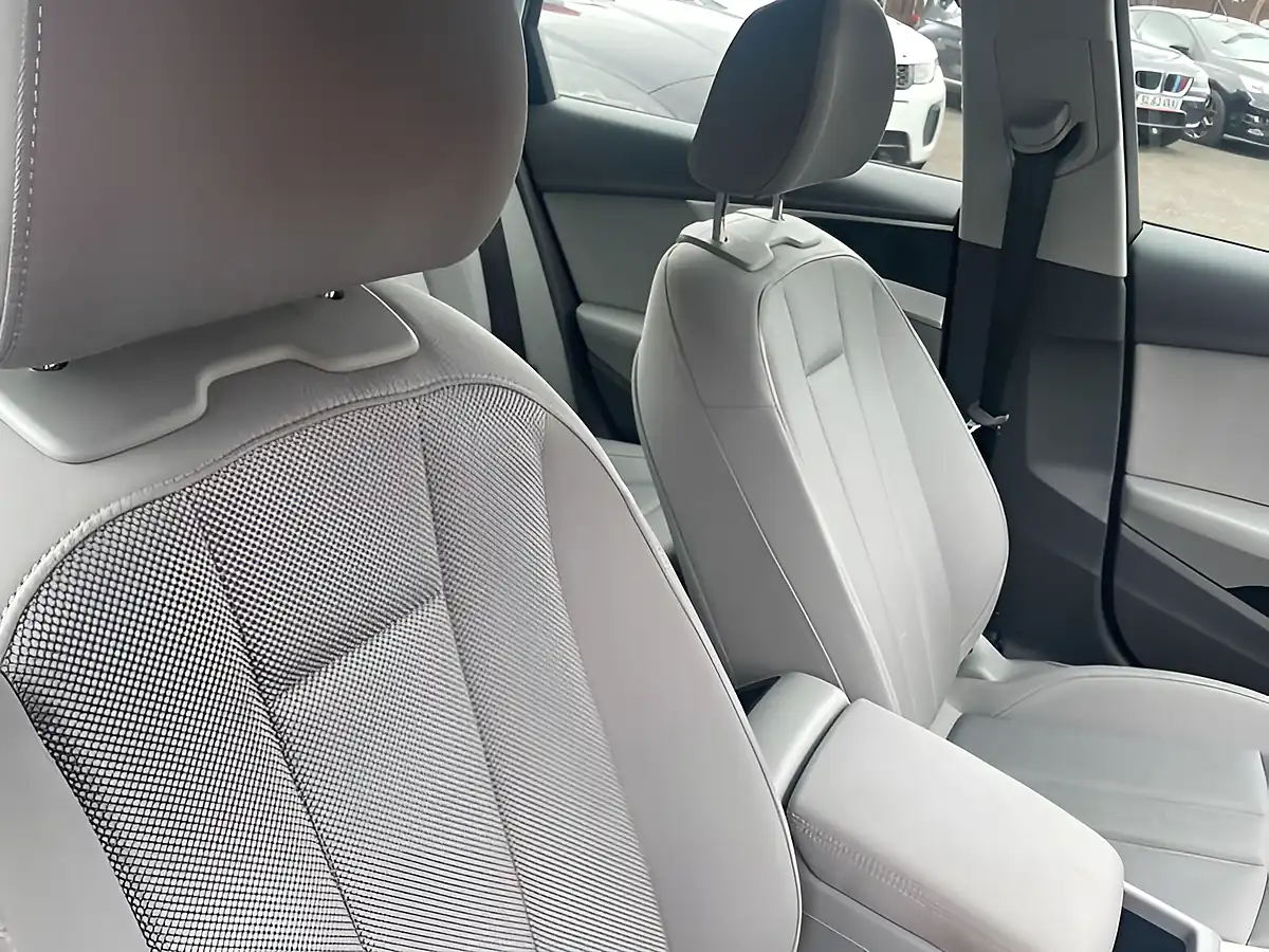 Used 2019 Audi A4 Technik Grey - Interior and Exterior details 13