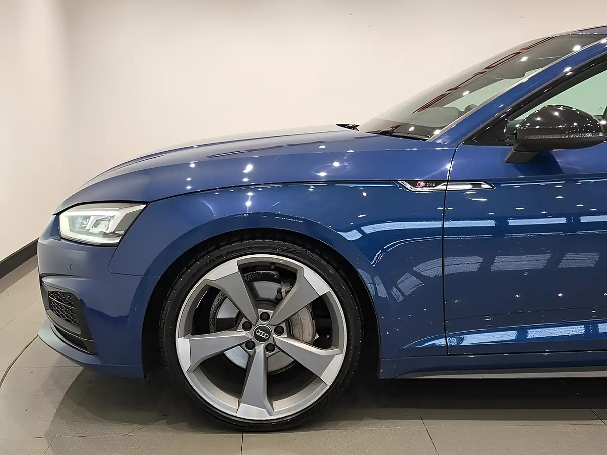 Used 2019 Audi A5 Black Edition Blue - Interior and Exterior details 13
