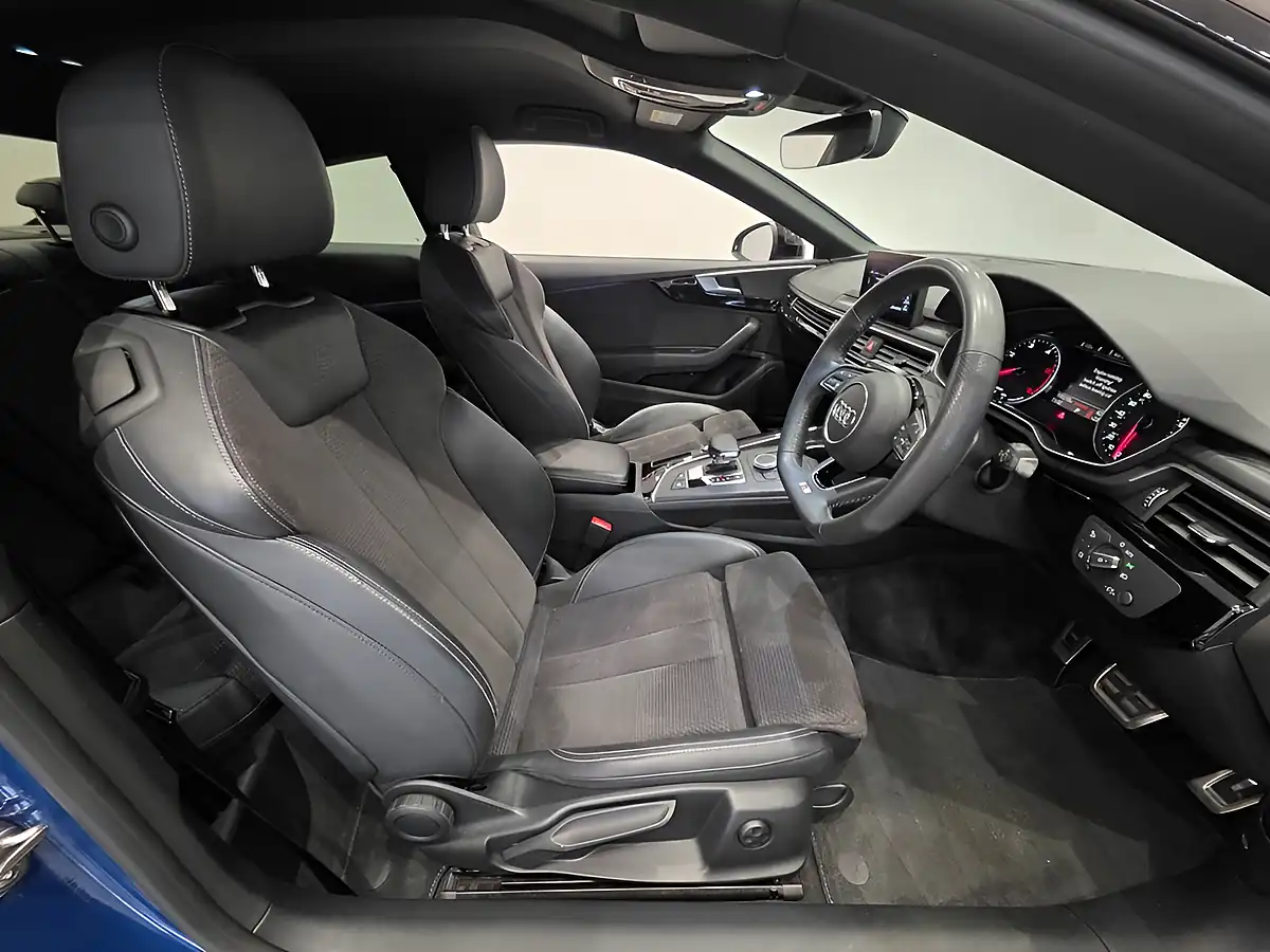 Used 2019 Audi A5 Black Edition Blue - Interior and Exterior details 4