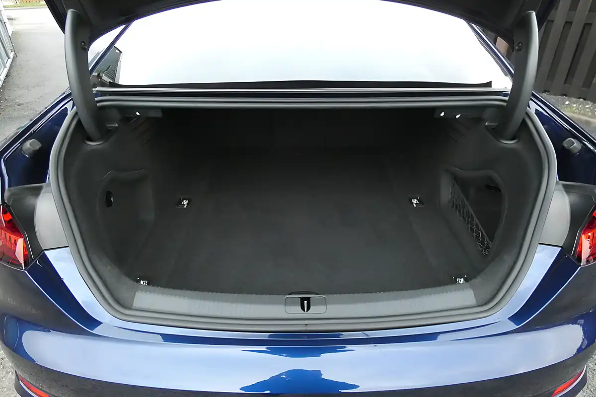 Used 2019 Audi A5 Black Edition Blue - Interior and Exterior details 14