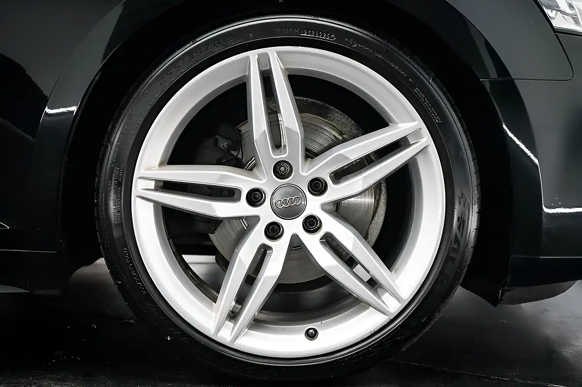 Used 2019 Audi A5 S Line Black - Interior and Exterior details 20