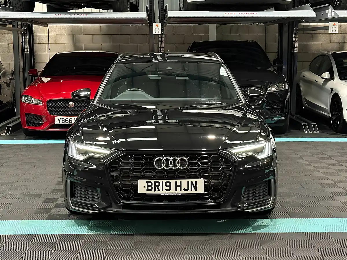 Used 2019 Audi A6 Avant S Line Black - Interior and Exterior details 4