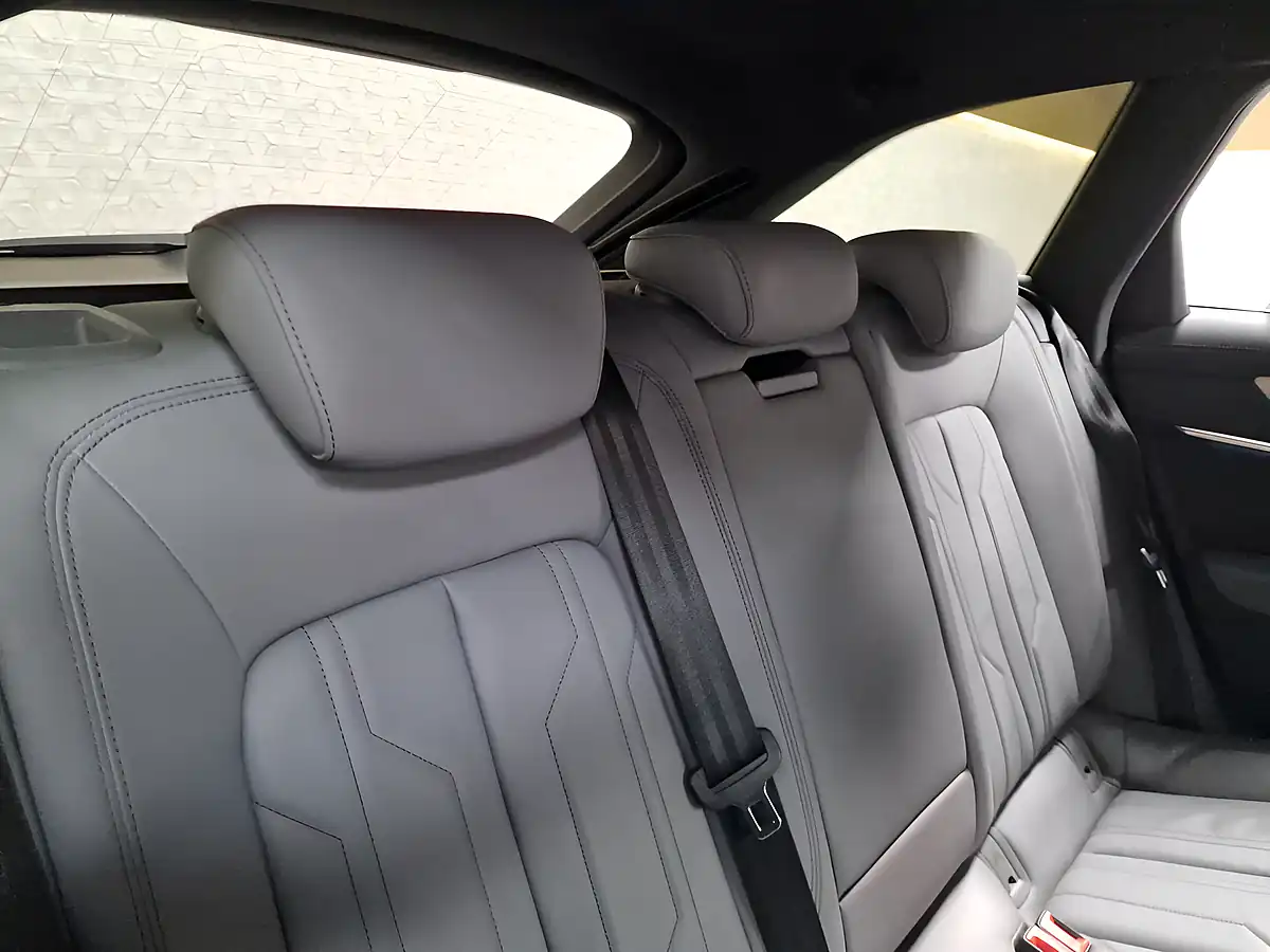 Used 2019 Audi A6 Avant S Line Florett Silver Metallic - Interior and Exterior details 19