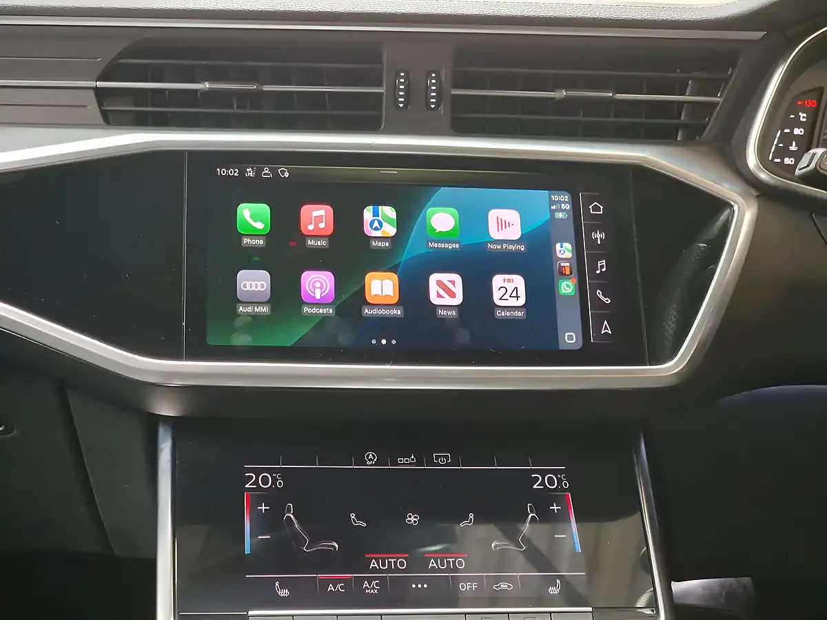 Used 2019 Audi A6 Avant S Line Florett Silver Metallic - Interior and Exterior details 4