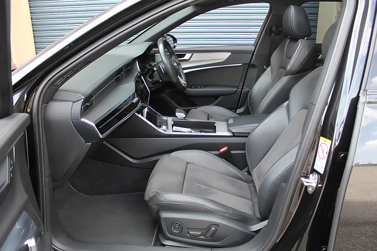 Used 2019 Audi A6 Avant S Line Grey - Interior and Exterior details 17