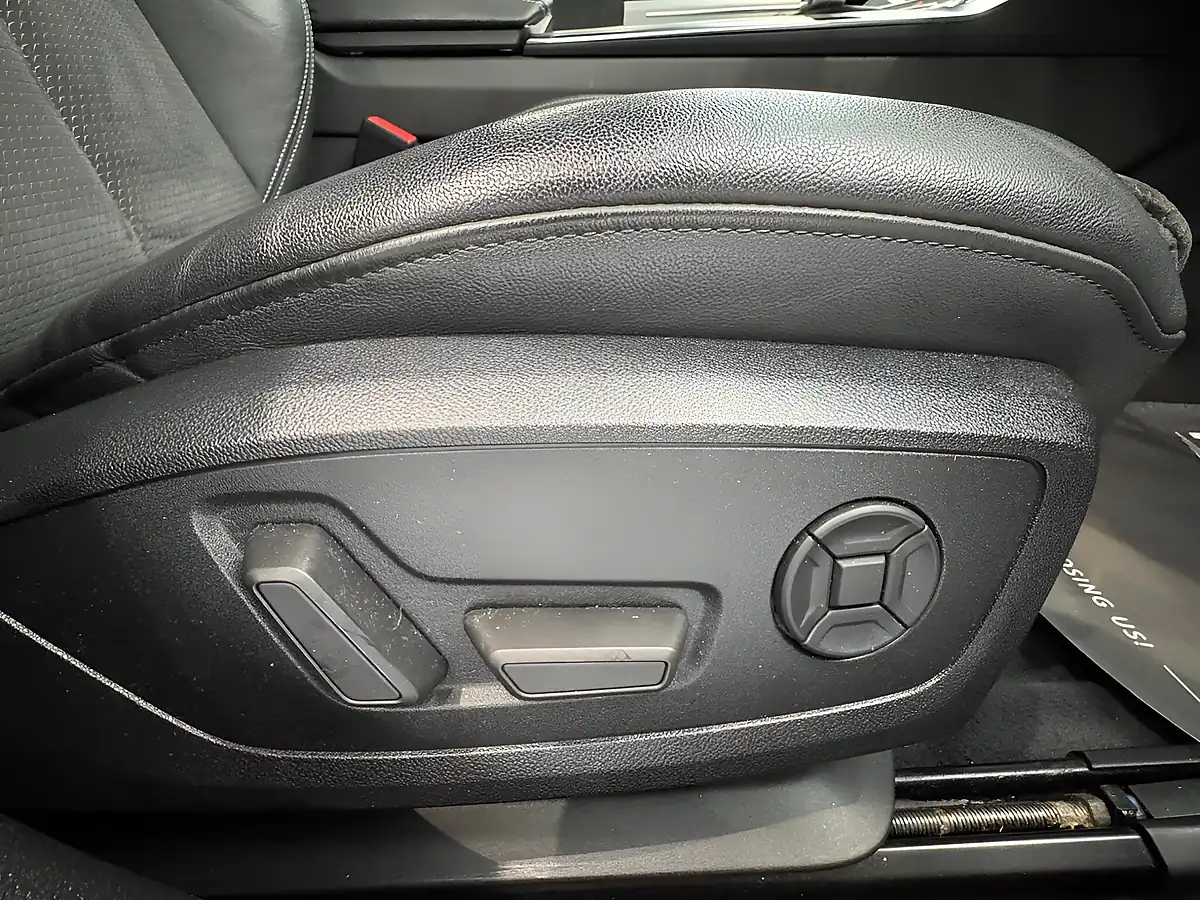 Used 2019 Audi A6 Avant S Line Grey - Interior and Exterior details 12