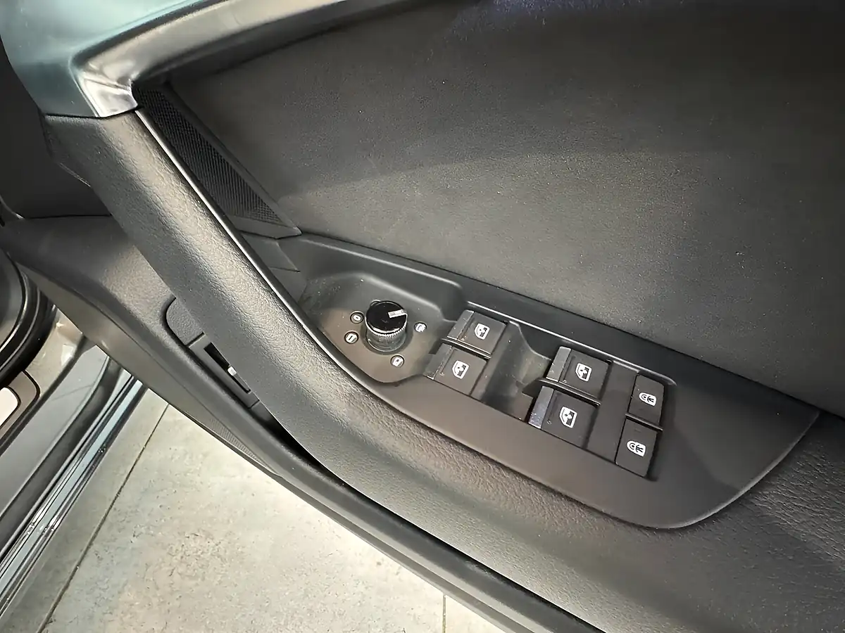 Used 2019 Audi A6 Avant S Line Grey - Interior and Exterior details 14