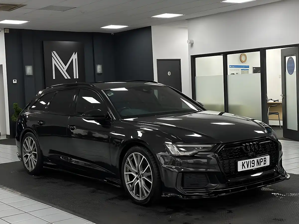 Used 2019 Audi A6 Avant S Line Grey - Interior and Exterior details 2