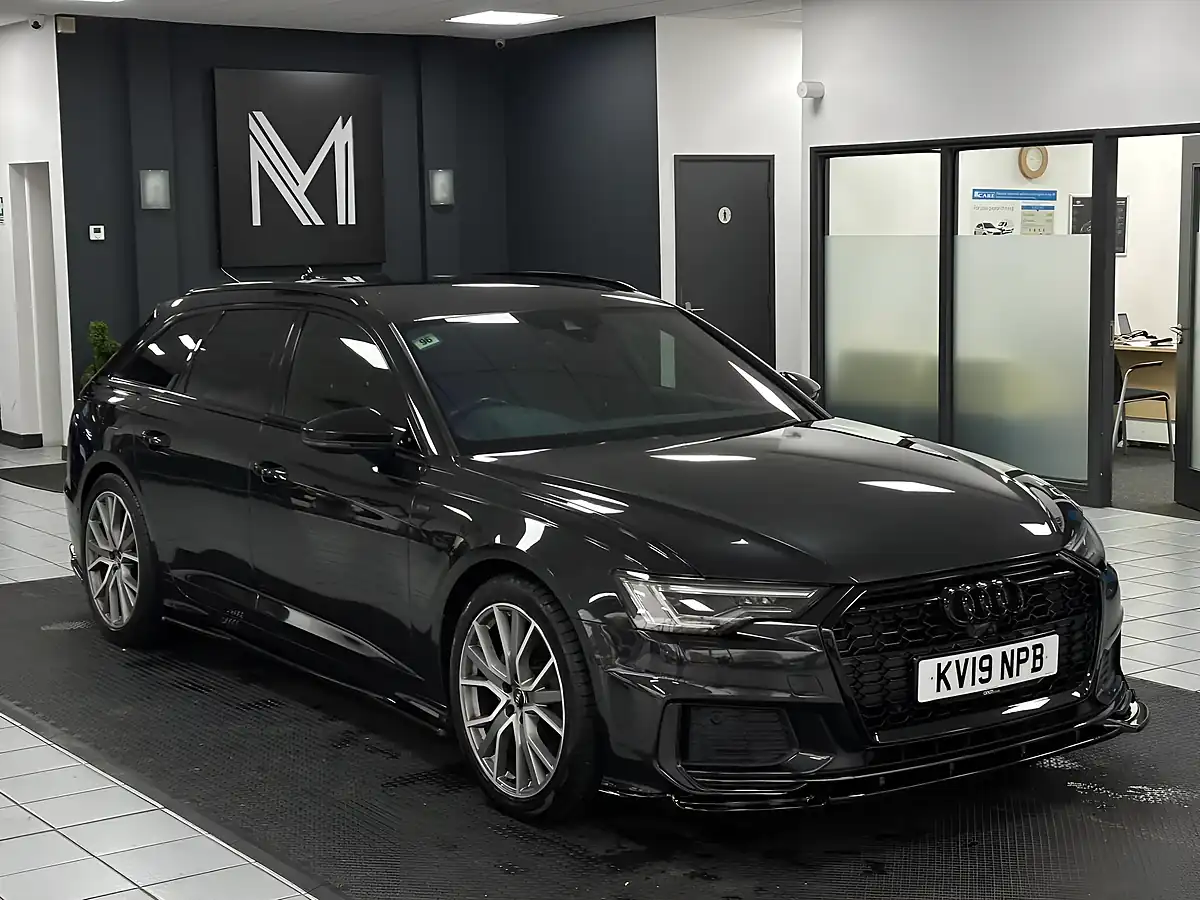 Used 2019 Audi A6 Avant S Line Grey - Interior and Exterior details 3