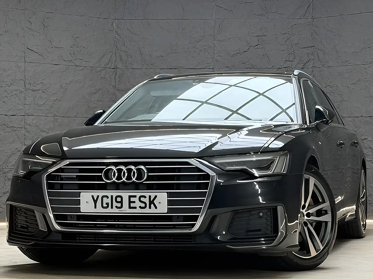 Used 2019 Audi A6 Avant S Line Vesuvius Grey - Interior and Exterior details 6