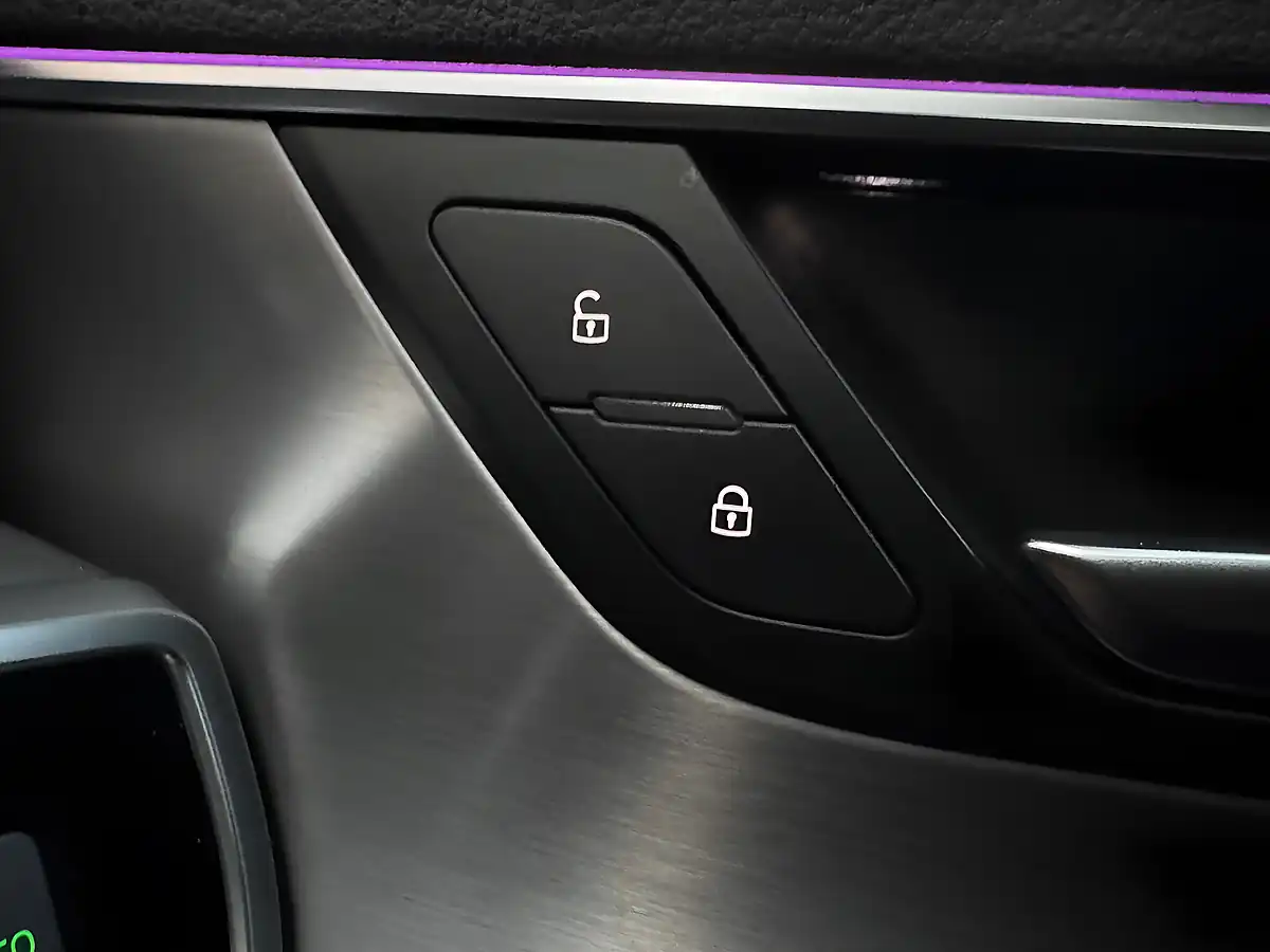 Used 2019 Audi A6 Black Edition Mythos Black - Interior and Exterior details 17