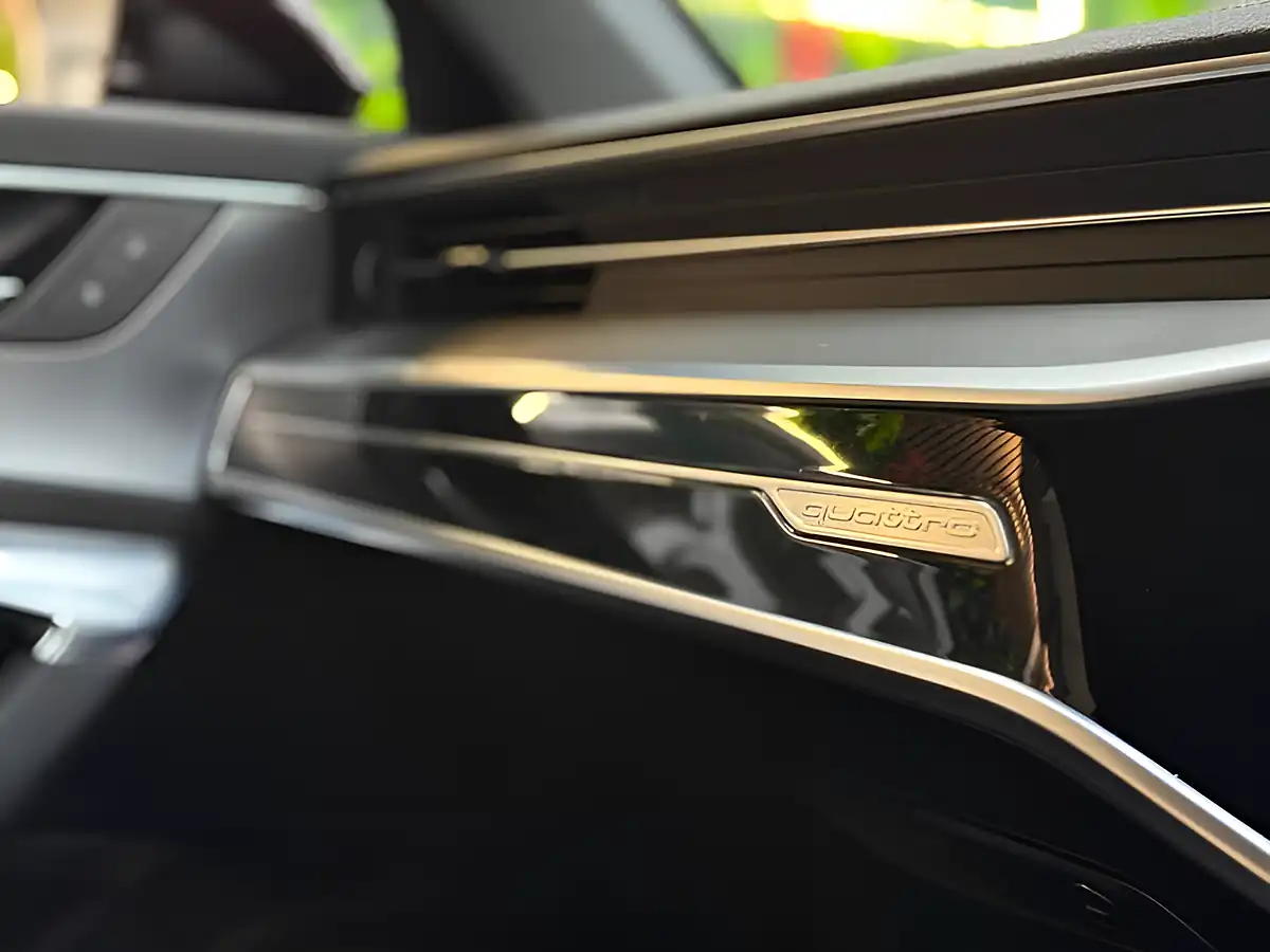 Used 2019 Audi A6 S Line [7X Audi Services & Huge Spec] Black - Interior and Exterior details 18